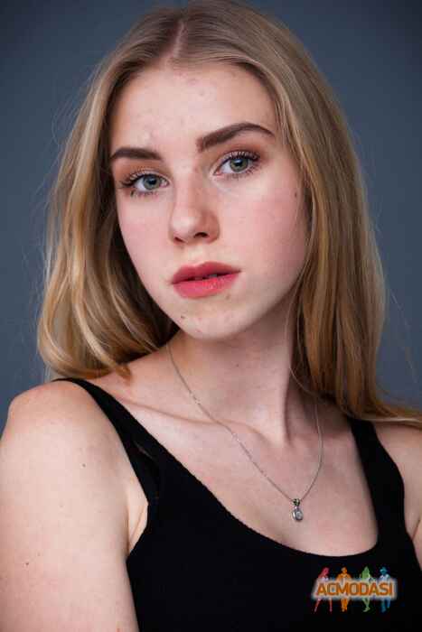 Анна Николаевна Велигдан фото №1008284. Завантажено 17 Січня 2017