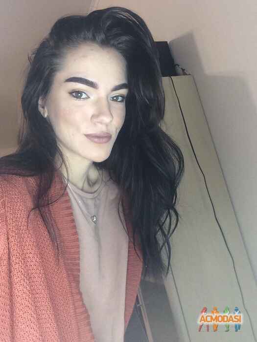 Олена Вячеславівна Погоріла фото №1129664. Завантажено 04 Листопада 2017