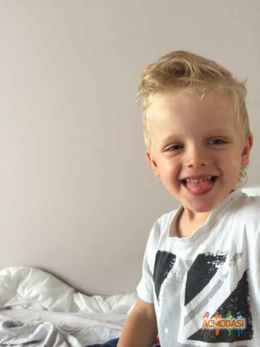 Надя Юріівна Вишнева фото №1112113. Завантажено 03 Жовтня 2017