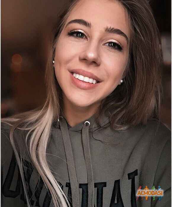 Даниэлла Владимировна Кужель фото №1389584. Завантажено 15 Квітня 2019