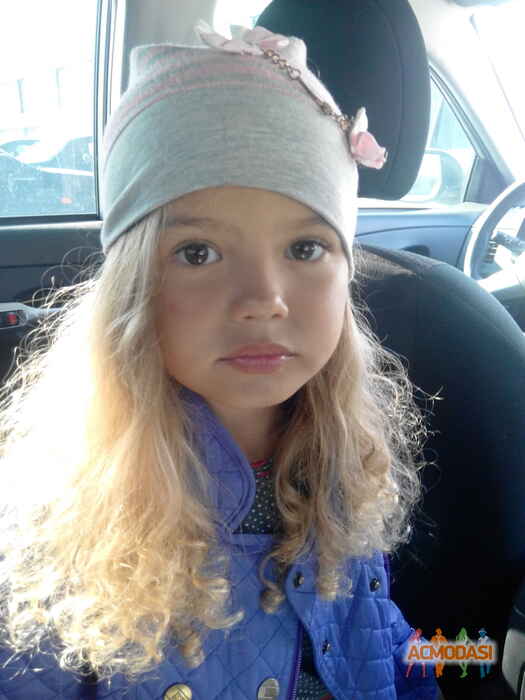 Каріна   фото №840880. Завантажено 13 Жовтня 2015