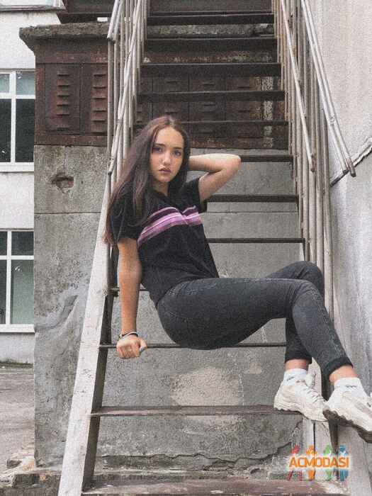 Каролiна Сергiïвна Мосякова фото №1467878. Завантажено 29 Жовтня 2019
