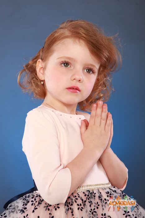 Милана Николаевна Лазоренко фото №1396396. Завантажено 05 Травня 2019