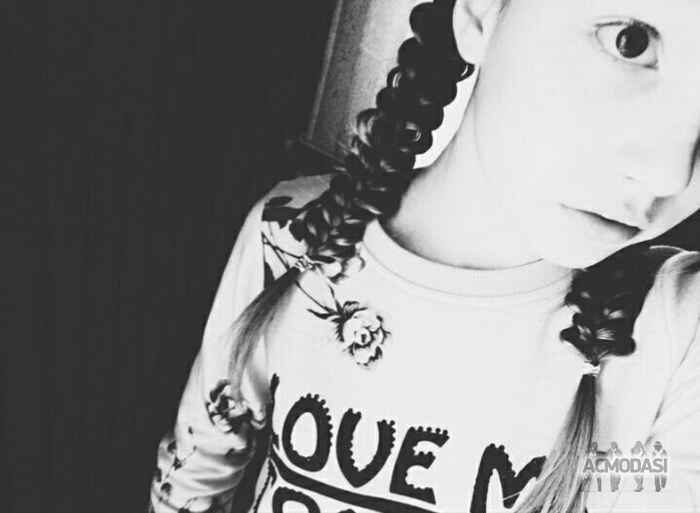 Валерия Романовна Карпенко фото №1075167. Завантажено 05 Липня 2017