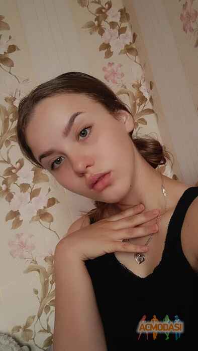 Ліля  Кобилецька фото №1641132. Завантажено 15 Липня 2021