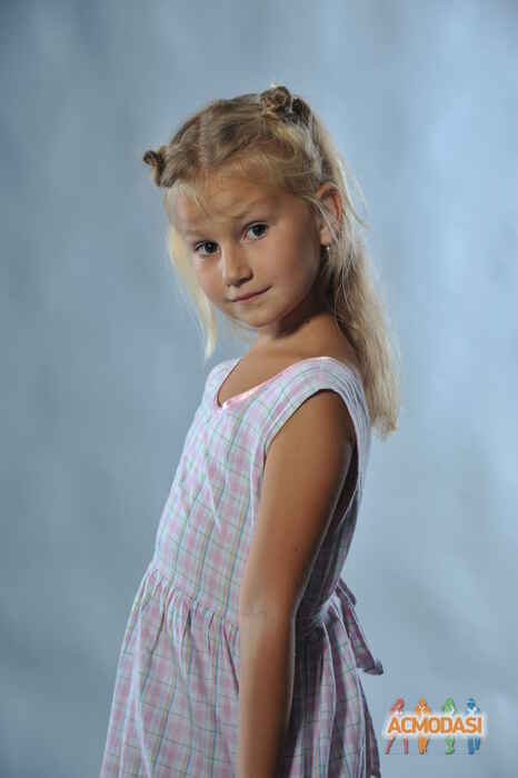 Данилюк Иванна Константиновна фото №61841. Завантажено 24 Серпня 2011