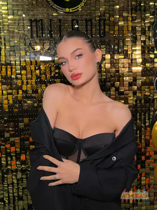 Diana  Wolfram фото №1752803. Завантажено 13 Лютого 2026