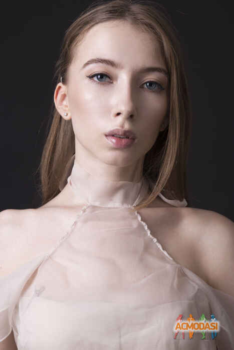 Olia   фото №1424283. Завантажено 18 Липня 2019