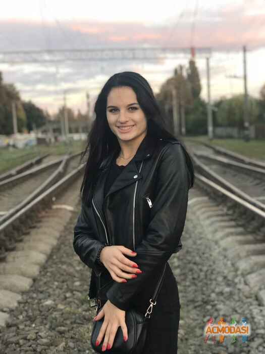 Анна Ростиславовна Томашевская фото №1428529. Завантажено 29 Липня 2019