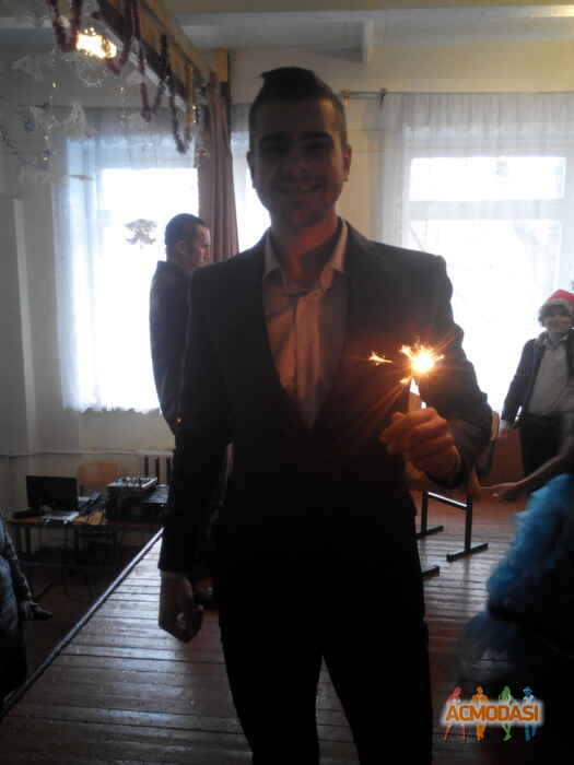 Денис Анатолійович Звірик фото №1029602. Завантажено 09 Березня 2017