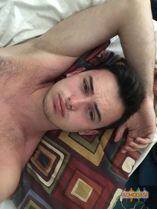 Роман Володимирович Войтович фото №1170736. Завантажено 23 Січня 2018