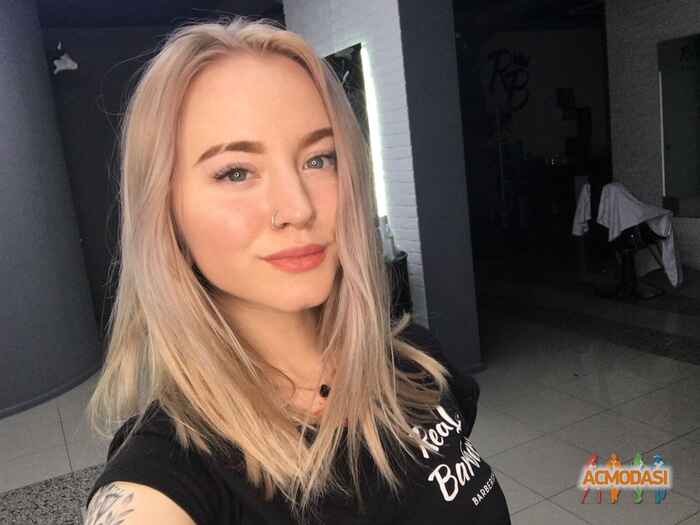 Карина Романовна Сторожук фото №1541658. Завантажено 24 Червня 2020