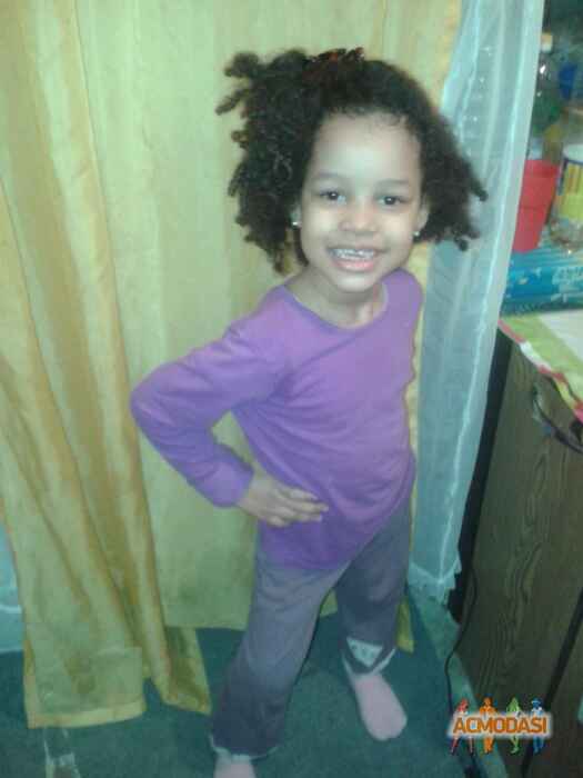 Глорія  Угбодага фото №1131088. Завантажено 06 Листопада 2017