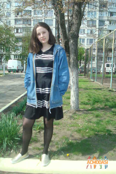 Аліна Олександрівна Осіна фото №1069618. Завантажено 22 Червня 2017