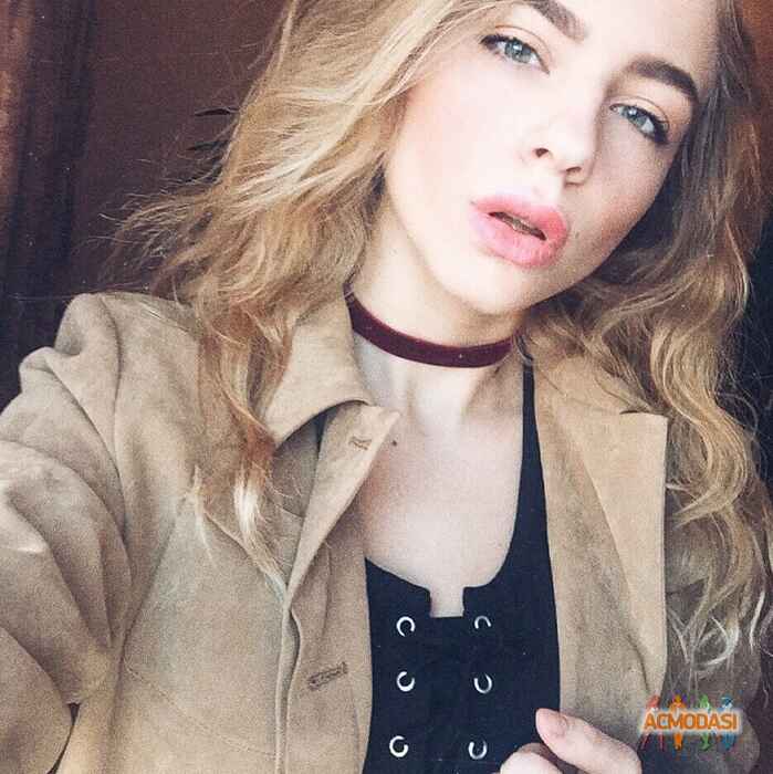 Яна Олеговна Гребенюк фото №992732. Завантажено 03 Грудня 2016