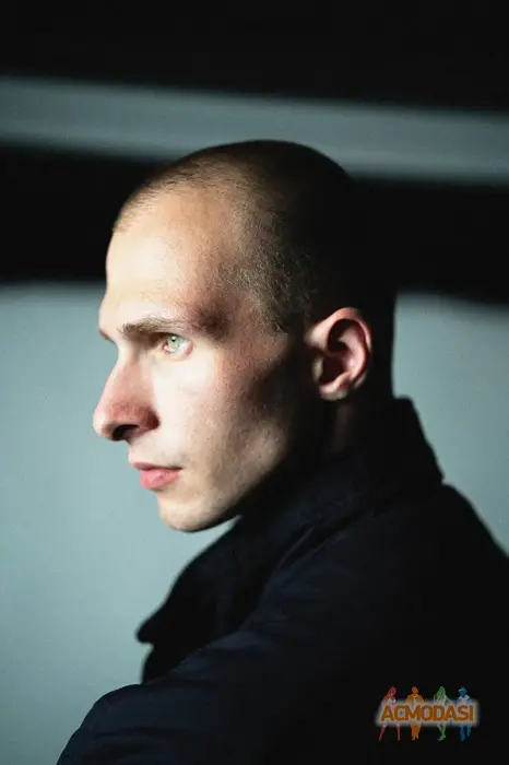 Elias  Hartung фото №1745604. Завантажено 29 Липня 2025