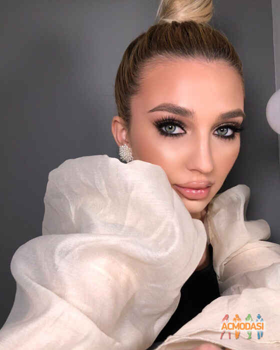 Марта Любомирівн Коцюмбас фото №1542320. Завантажено 26 Червня 2020