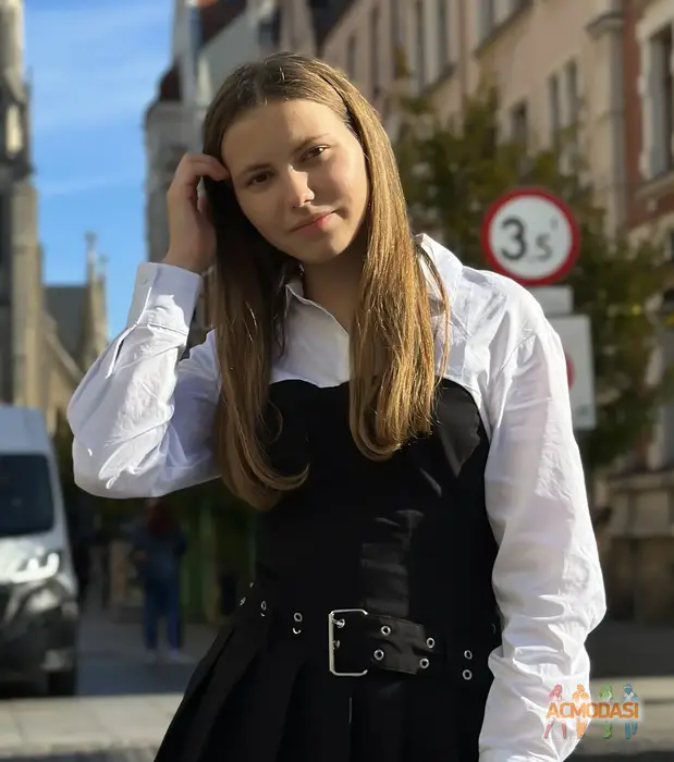 Ілона  Одноріг фото №1750898. Завантажено 27 Грудня 2025