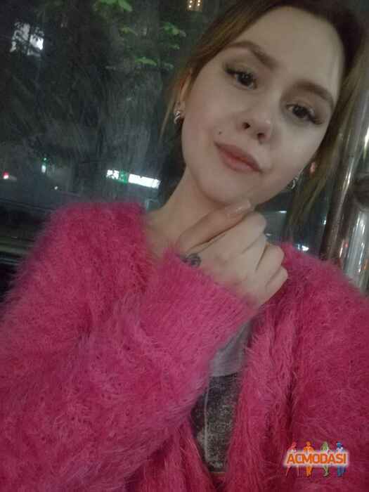 Диана Александровна Давиденко фото №1231482. Завантажено 15 Травня 2018