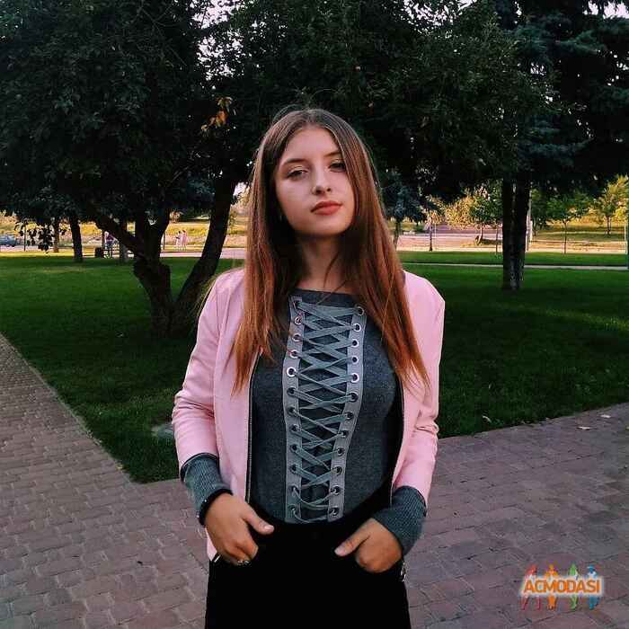 Юлія Олександрівна Чорнокнижна фото №1462183. Завантажено 17 Жовтня 2019