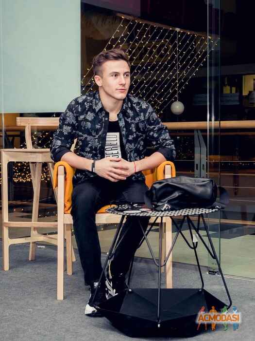 Юрий  Яшаров фото №891183. Завантажено 14 Березня 2016