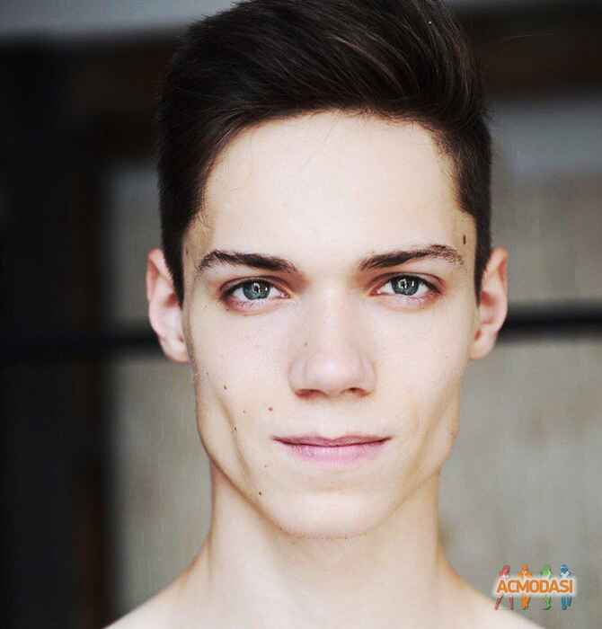 Евгений Викторович Капрелов фото №1114553. Завантажено 08 Жовтня 2017