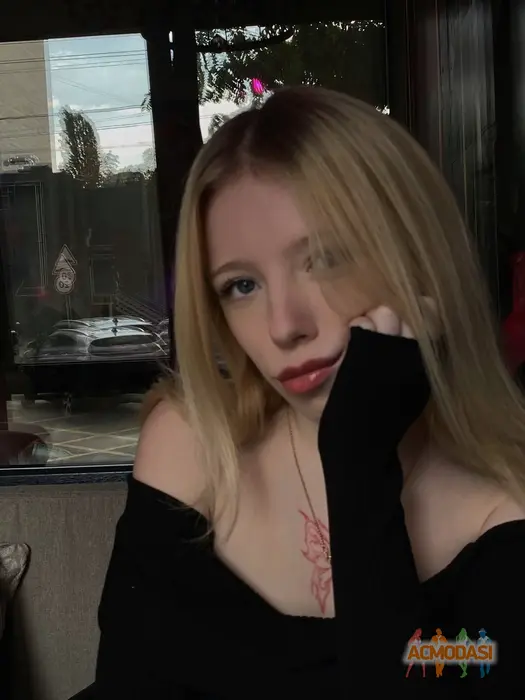 Каміла  Ільків фото №1737929. Завантажено 06 Січня 2025
