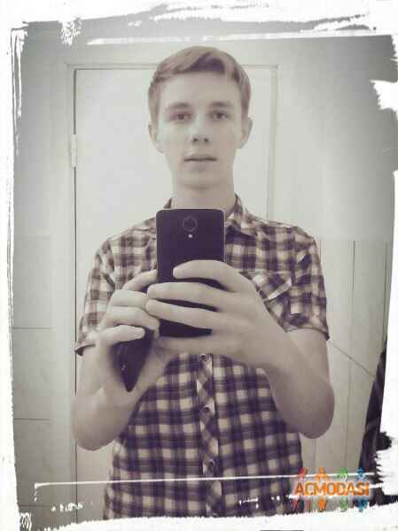 Максим Костянтинович Овчаренко фото №1126208. Завантажено 29 Жовтня 2017