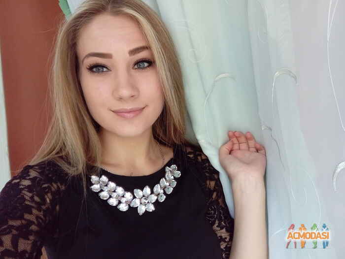 Оля Павлівна Малюк фото №991255. Завантажено 30 Листопада 2016