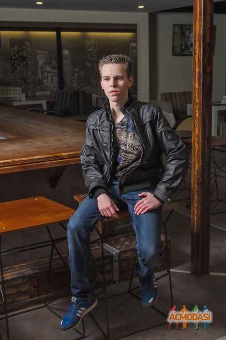 Cемён Витальевич Серов фото №1199863. Завантажено 04 Березня 2018