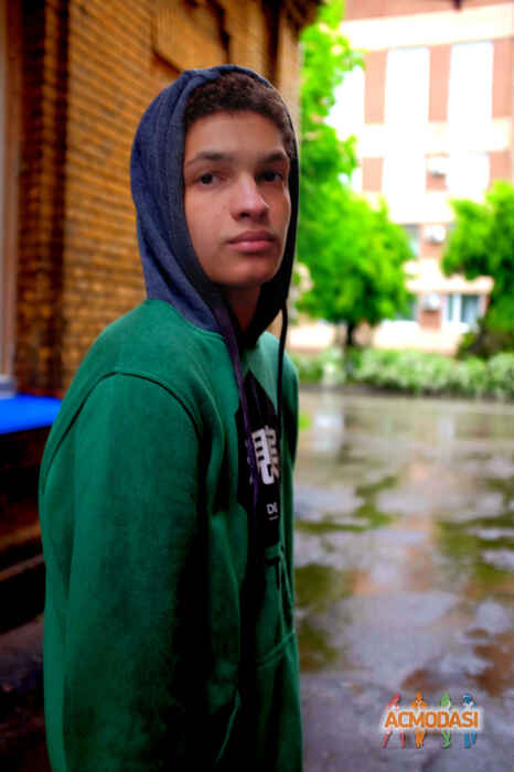 Leon Volovoda Demesie фото №910025. Завантажено 15 Травня 2016