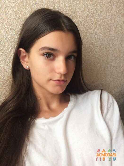 Vika  Bondar фото №1429998. Завантажено 01 Серпня 2019