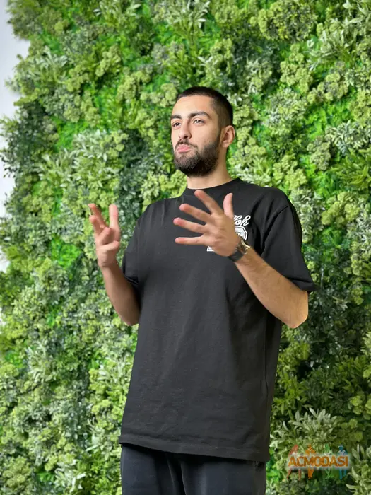 Артем  Шамян фото №1746944. Завантажено 07 Вересня 2025