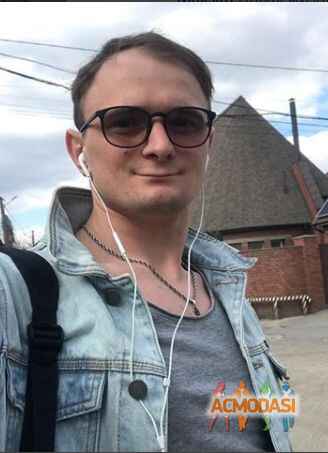 Максим Анатольевич Довгодько фото №1226085. Завантажено 30 Квітня 2018