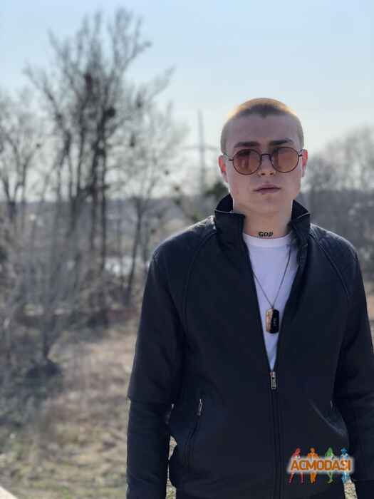 Владислав Сергеевич Марченко фото №1386904. Завантажено 06 Квітня 2019