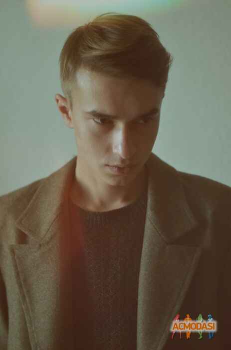 Владимир Валерьевич Цимбалюк фото №773356. Завантажено 06 Грудня 2014