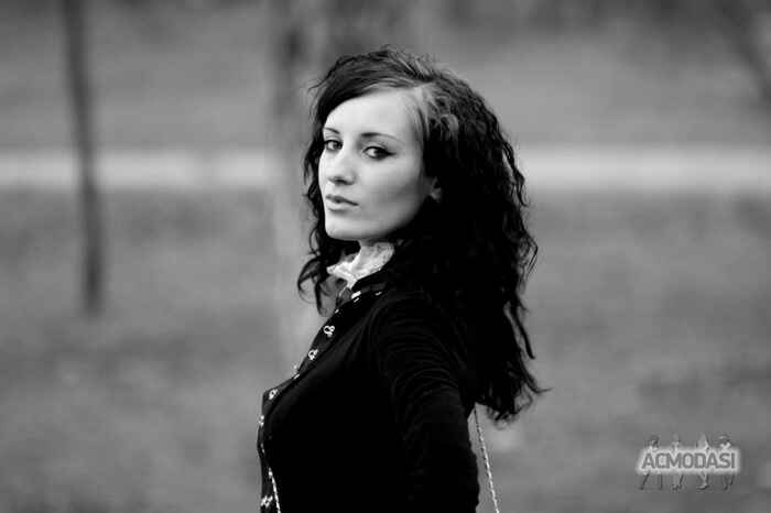 Юлия Витальевна Оныщенко фото №534085. Завантажено 16 Листопада 2013