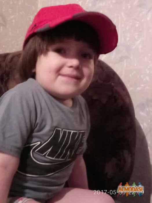 Артём   фото №1094672. Завантажено 22 Серпня 2017