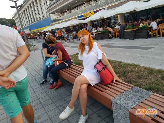 Лариса Василiвна Лян фото №1239018. Завантажено 01 Червня 2018