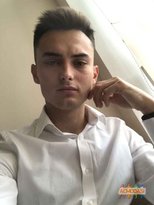 Роман Володимирович Войтович фото №1170735. Завантажено 23 Січня 2018