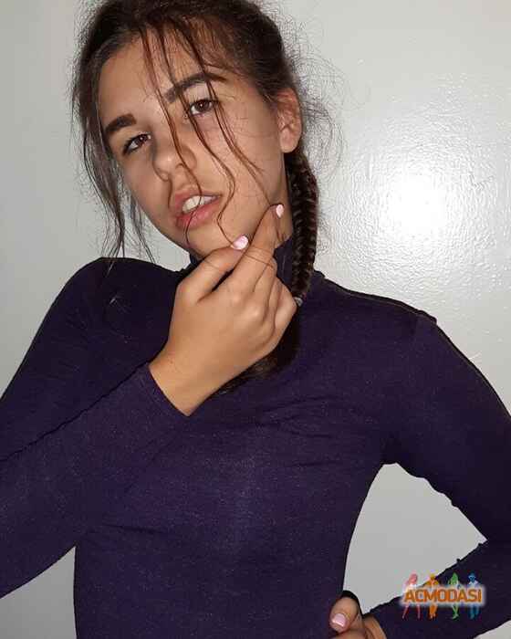 Анна Людвігівна Строкова фото №1462786. Завантажено 18 Жовтня 2019