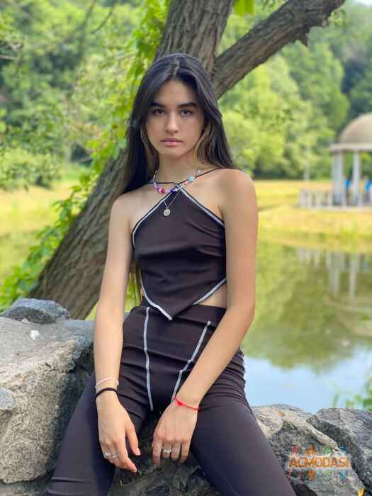 Аугустина Хайевна Тю фото №1640912. Завантажено 14 Липня 2021