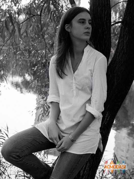 Nuna  Petruk фото №1050269. Завантажено 04 Травня 2017