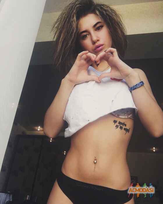 Михалина Вячеславовна Марчук фото №1204490. Завантажено 12 Березня 2018