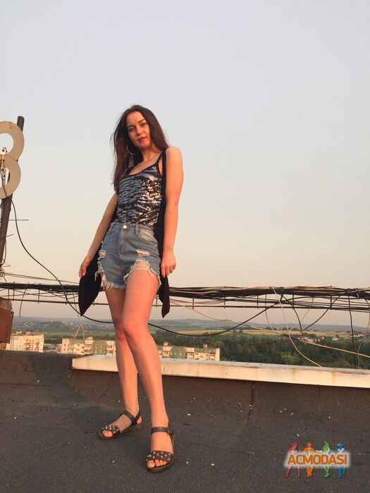 Юля Василівна Марецька фото №1420989. Завантажено 10 Липня 2019