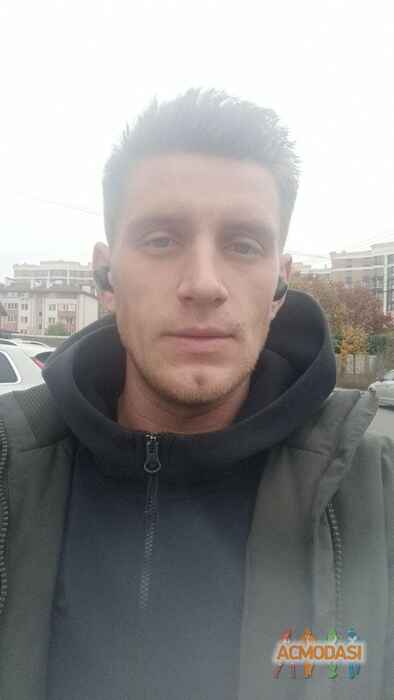 Anton  Yanovskiy фото №1588377. Завантажено 01 Грудня 2020