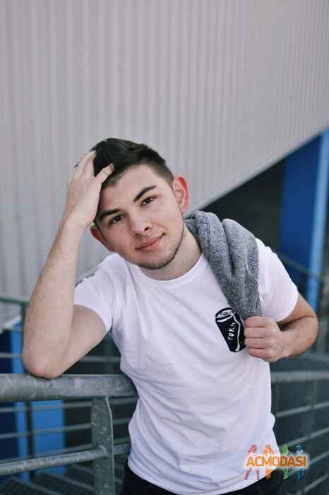 Віталій Володимировч Комаров фото №1367047. Завантажено 19 Лютого 2019