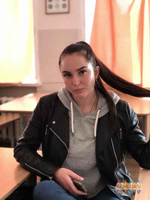 Аліна Олександрівна Челов