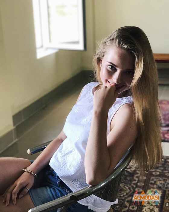 Яна Леонидовна Миронец фото №1093123. Завантажено 18 Серпня 2017