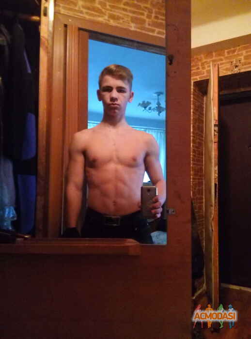 Влад  Черкавський фото №1044199. Завантажено 18 Квітня 2017